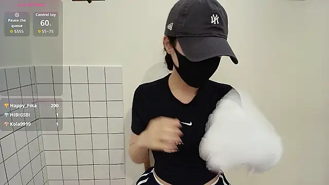 sexyjoy95 online show from 13, 6, 2026