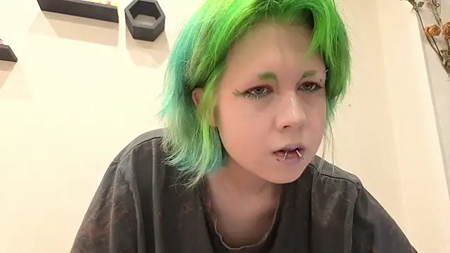 LittleKittenStar online show from 19, 6, 2026