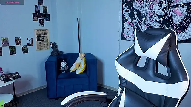 LittleKittenStar online show from 10, 5, 2026
