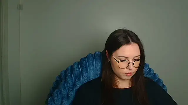 Nika nik a online show from 20, 3, 2026