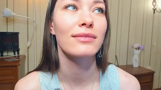 JulissaLipoma online show from 27, 3, 2026