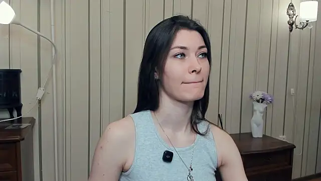 JulissaLipoma online show from 29, 3, 2026