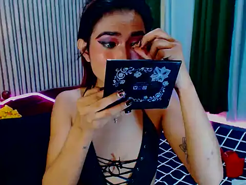 2fuckingwildDolls online show from 22, 6, 2026