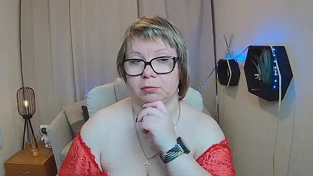 Snapshot of BonnnyBoobsy chatting on 3, 5, 2026 BonnnyBoobsy online show from 3, 5, 2026