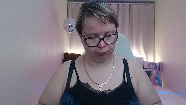 Snapshot of BonnnyBoobsy chatting on 27, 5, 2026 BonnnyBoobsy online show from 27, 5, 2026