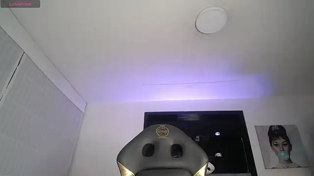 Melannyy V online show from 6, 5, 2026
