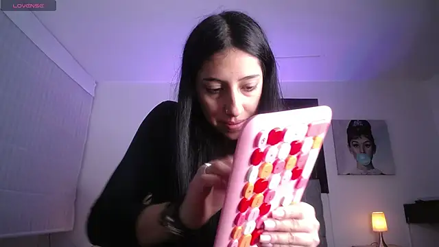 Melannyy V online show from 12, 5, 2026