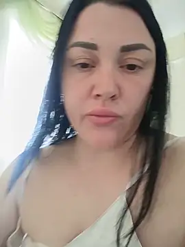 Snapshot of Elsie-Nora chatting on 27, 5, 2026 Elsie-Nora online show from 27, 5, 2026