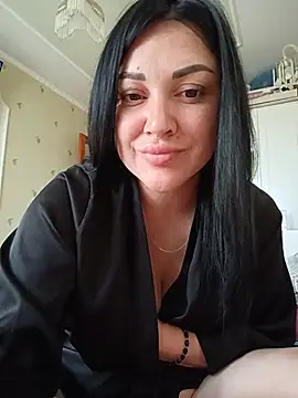 Elsie-Nora online show from 7, 7, 2026
