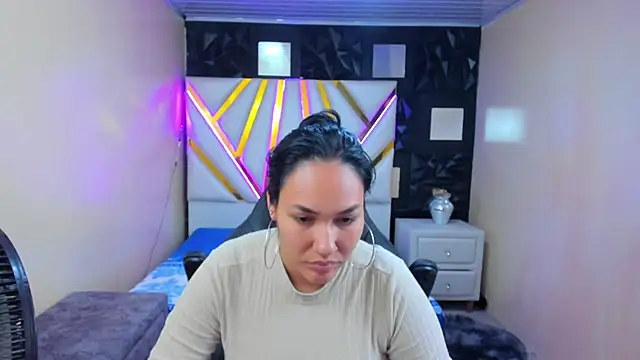 SammyEvanns  online show from 24, 7, 2026