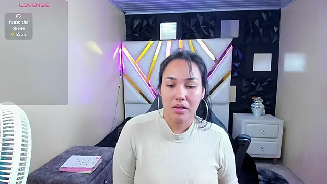 SammyEvanns  online show from 26, 6, 2026