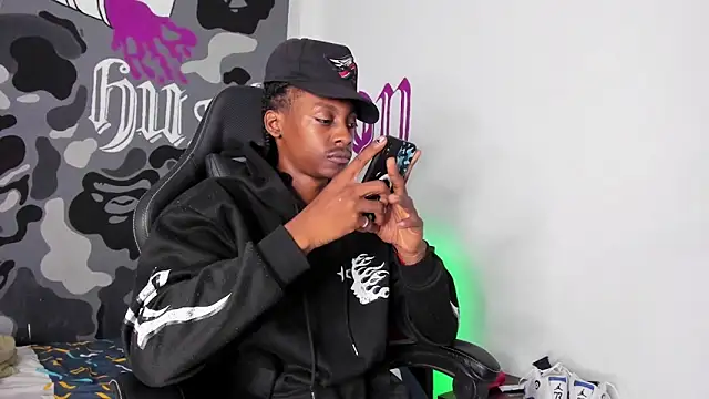 Bryxxxon online show from 5, 4, 2026