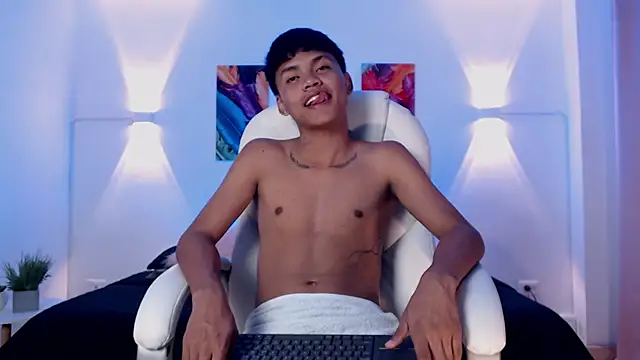 thiagosterling online show from 7, 4, 2026