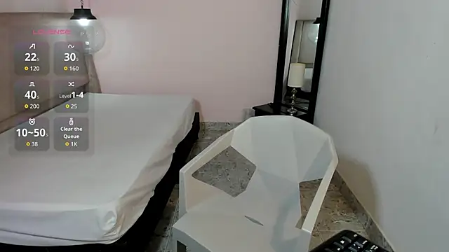 Snapshot of MilaHeat1 chatting on 28, 5, 2026 MilaHeat1 online show from 28, 5, 2026