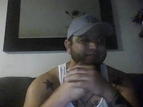 HOTB0Y18 online show from 22, 4, 2026
