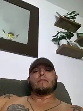 HOTB0Y18 online show from 16, 4, 2026