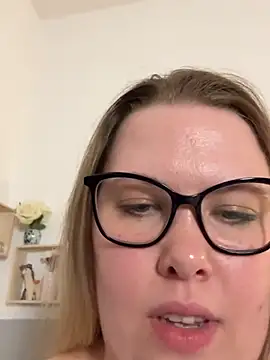 MaschaMangold online show from 28, 7, 2026