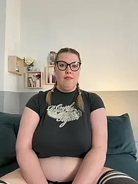 MaschaMangold online show from 12, 6, 2026