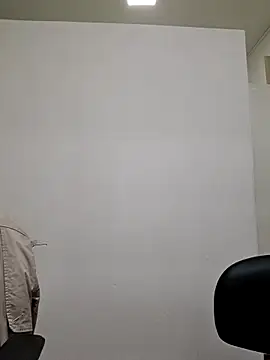 AlejoXMP2026 online show from 10, 4, 2026