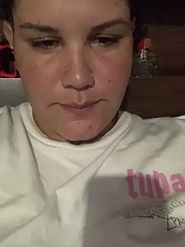 iamvaneg online show from 15, 4, 2026