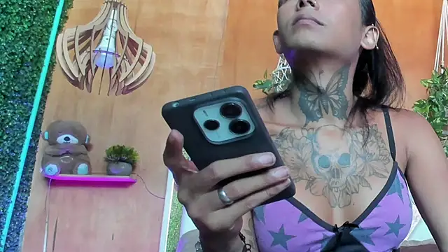 Isabella Rosewood online show from 31, 3, 2026