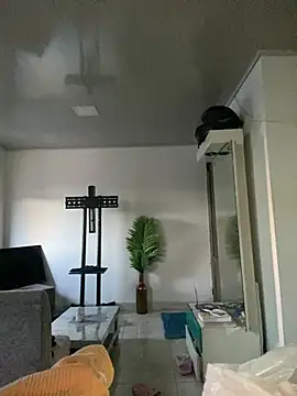 emiiross online show from 25, 7, 2026