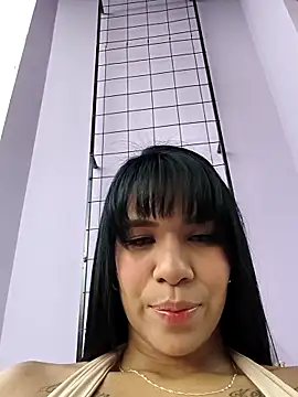 MonserratJons01 online show from 13, 4, 2026