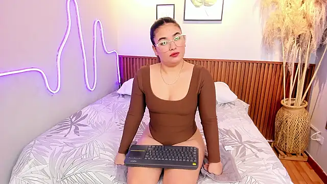 HAILYSTONE online show from 19, 3, 2026