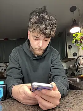 dommydom7177 online show from 14, 4, 2026