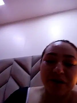 SabrinaVantress online show from 15, 4, 2026