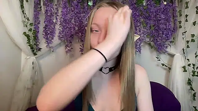 ElfGirlAna online show from 6, 4, 2026