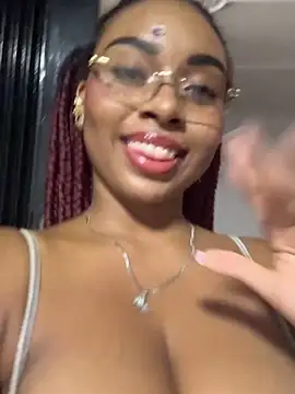 Kloe rousse01 online show from 4, 4, 2026