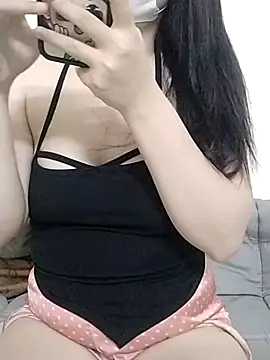 Man Cheryy online show from 18, 5, 2026