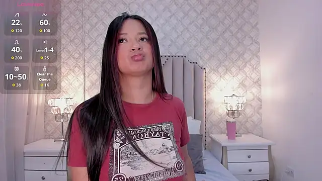 zoejenner  online show from 18, 6, 2026