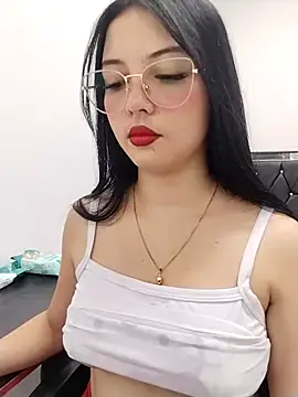 veleria allurin online show from 29, 6, 2026