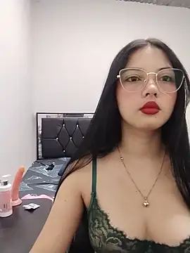 veleria allurin online show from 20, 6, 2026
