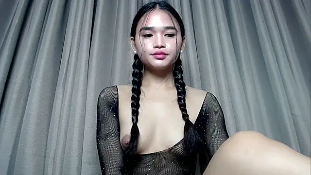 Bitchy mia online show from 28, 4, 2026
