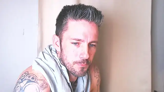 SkylarrGrey online show from 3, 4, 2026