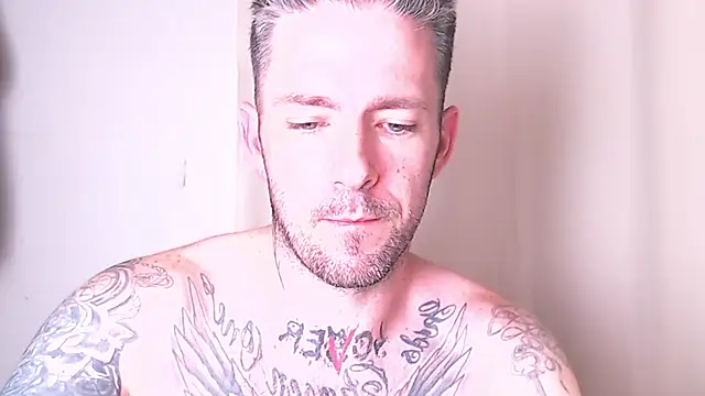 SkylarrGrey online show from 22, 3, 2026