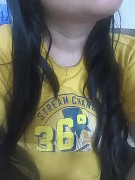 neelam rawat online show from 4, 7, 2026