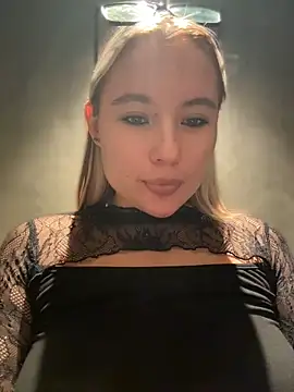Snapshot of Mrs_Lust chatting on 16, 5, 2026 Mrs Lust online show from 16, 5, 2026