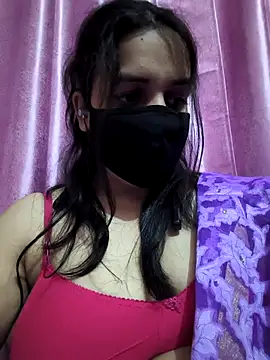 REENA-STRIP online show from 28, 4, 2026