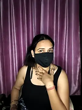 REENA-STRIP online show from 13, 5, 2026