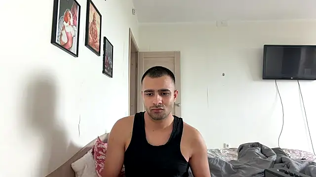 Daniel ice online show from 11, 7, 2026
