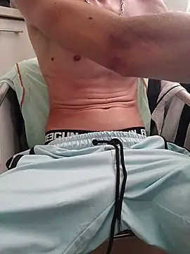 Skinboy06 online show from 13, 7, 2026