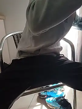 Skinboy06 online show from 27, 4, 2026