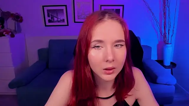 Snapshot of MarilynFire chatting on 5, 6, 2026 MarilynFire online show from 5, 6, 2026