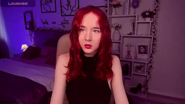 Snapshot of MarilynFire chatting on 9, 5, 2026 MarilynFire online show from 9, 5, 2026