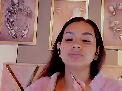 Mrs Daniels online show from 29, 5, 2026