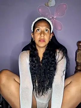 emily fox01 online show from 24, 3, 2026